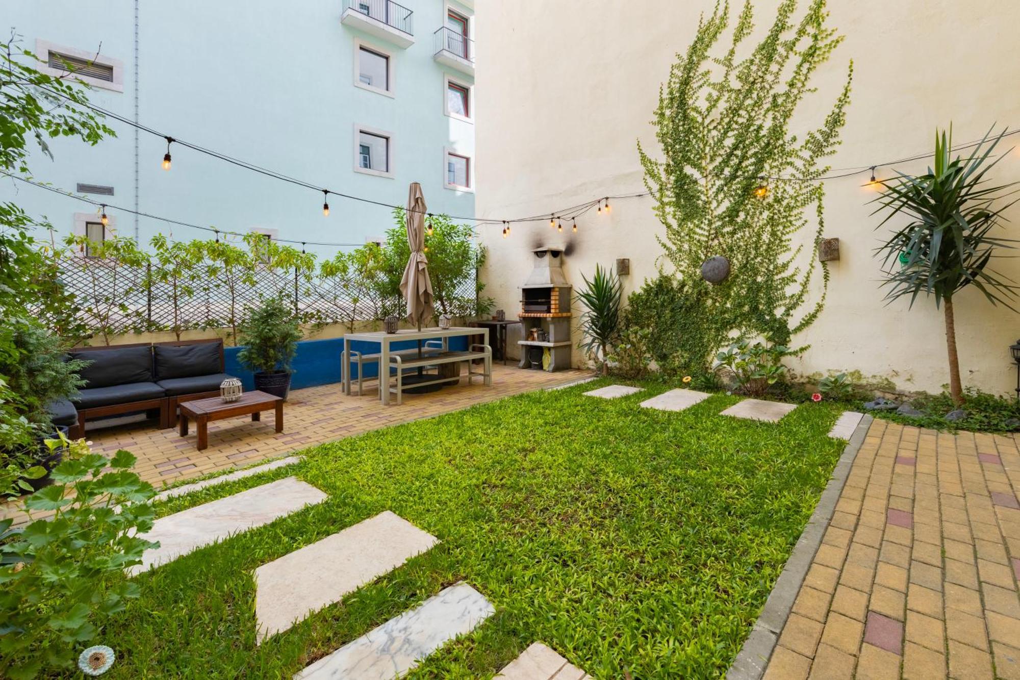 Lisbon Intendente Terrace Apartment With Bbq Bagian luar foto